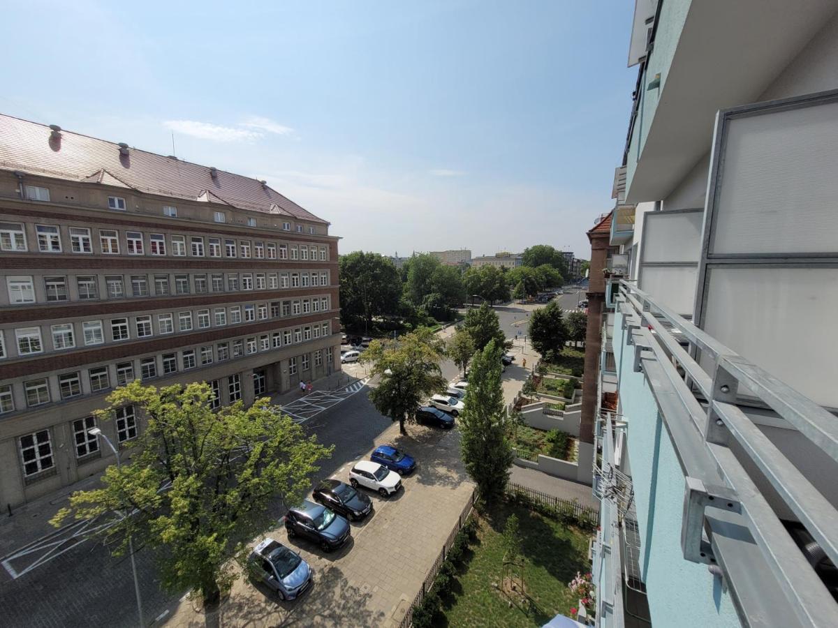 شقة Sloneczny Apartament Przy Filharmonii, Walach Chrobrego شتشيتسين المظهر الخارجي الصورة