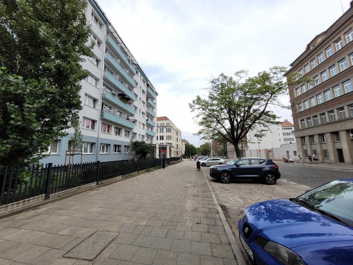 شقة Sloneczny Apartament Przy Filharmonii, Walach Chrobrego شتشيتسين المظهر الخارجي الصورة